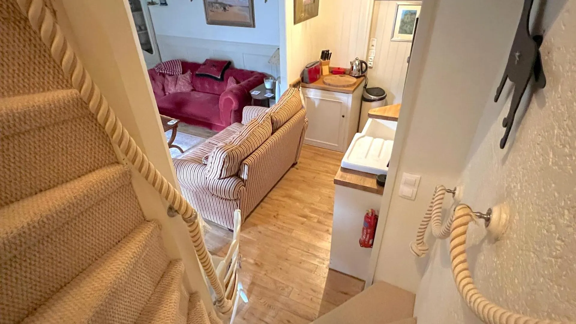 La Petite Madeleine Is A Charming 2 Bedroom Pet Friendly Gite Situated On Dinan Port
